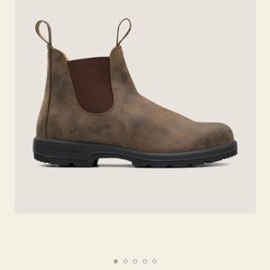 Mens #585 classic Blundstone Chelsea boots - rustic brown. Size 11